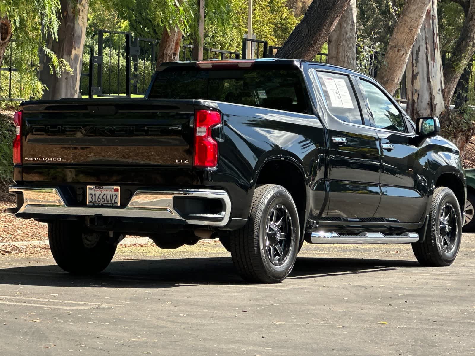 Used 2019 Chevrolet Silverado 1500 LTZ w/ LTZ Plus Package RWD image 2