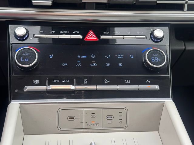 Used 2025 Hyundai Santa Fe SEL image 33