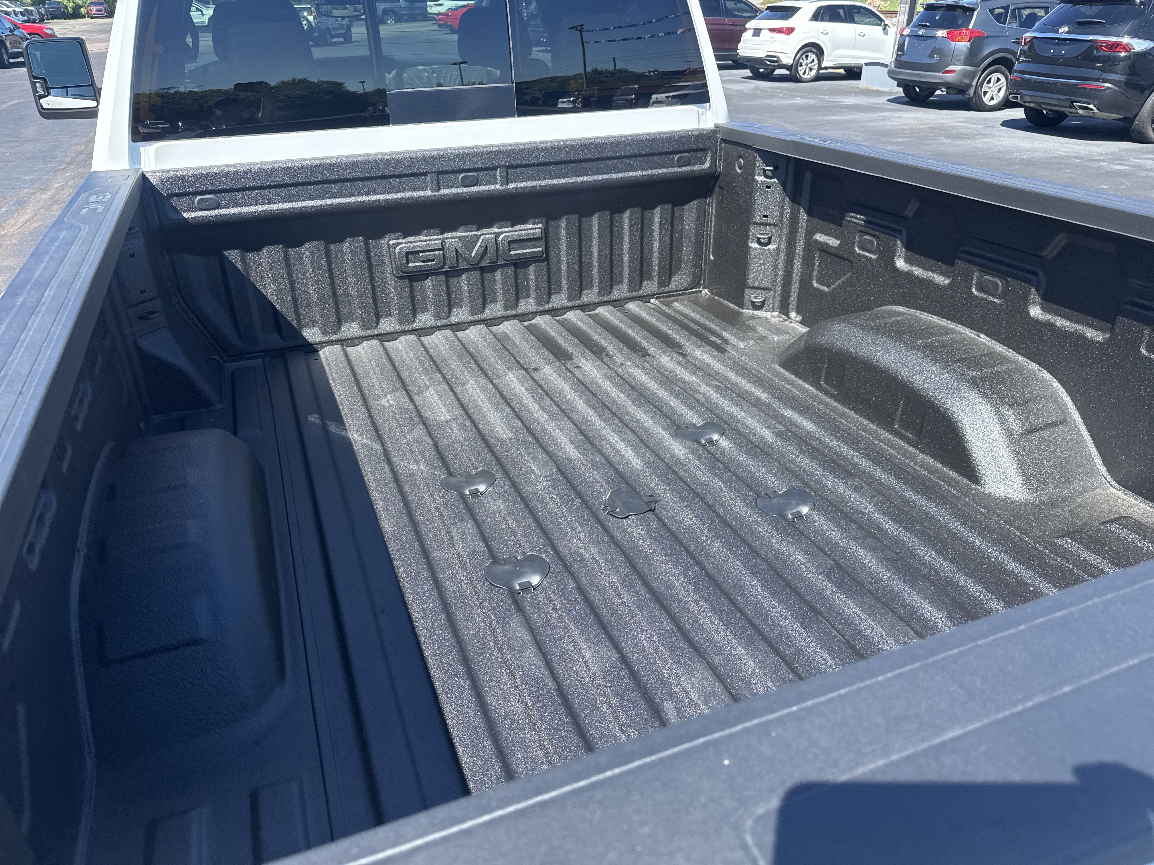 New 2026 GMC Sierra 2500 AT4 w/ AT4 Premium Plus Package AWD/4WD image 5