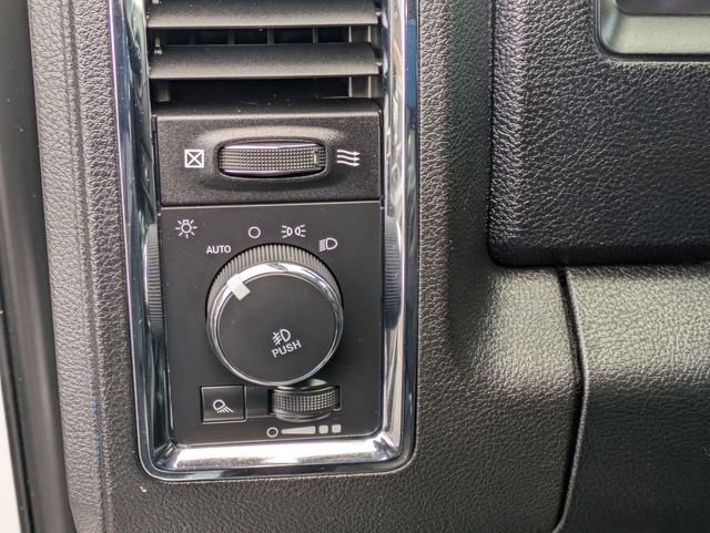 Used 2017 RAM 1500 Laramie AWD/4WD image 15