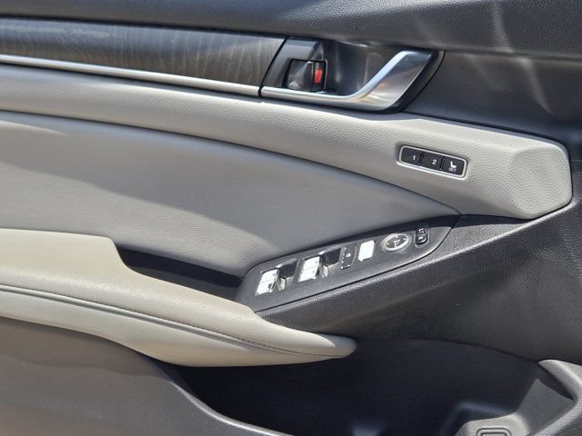 Used 2019 Honda Accord EX-L image 23