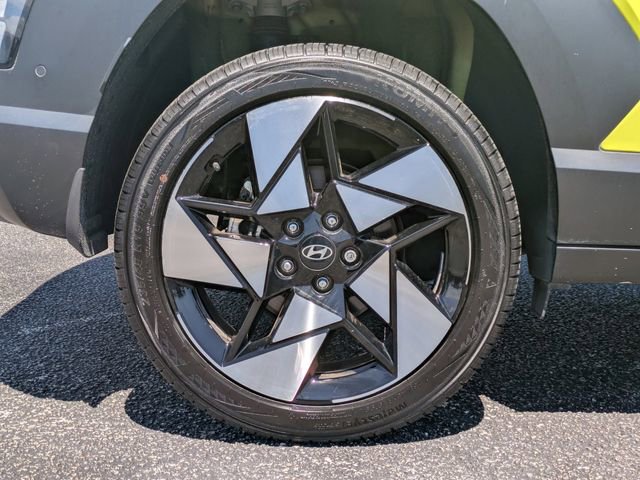 Used 2025 Hyundai Kona Limited image 12