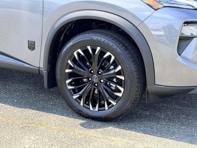 New 2026 Nissan Rogue Dark Armor FWD image 7