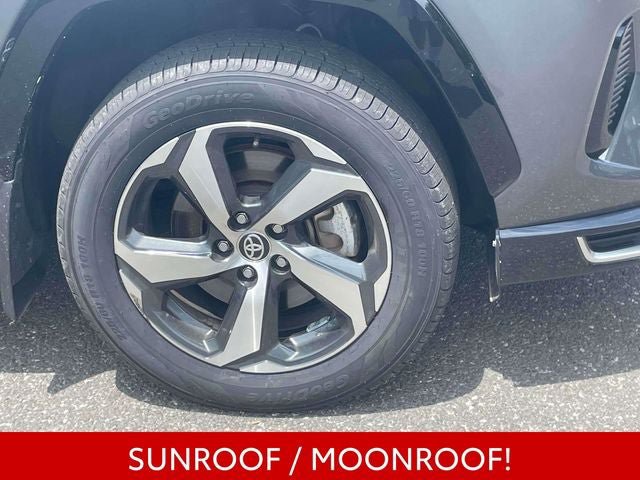 Used 2024 Toyota RAV4 SE w/ Weather & Moonroof Package AWD/4WD image 12
