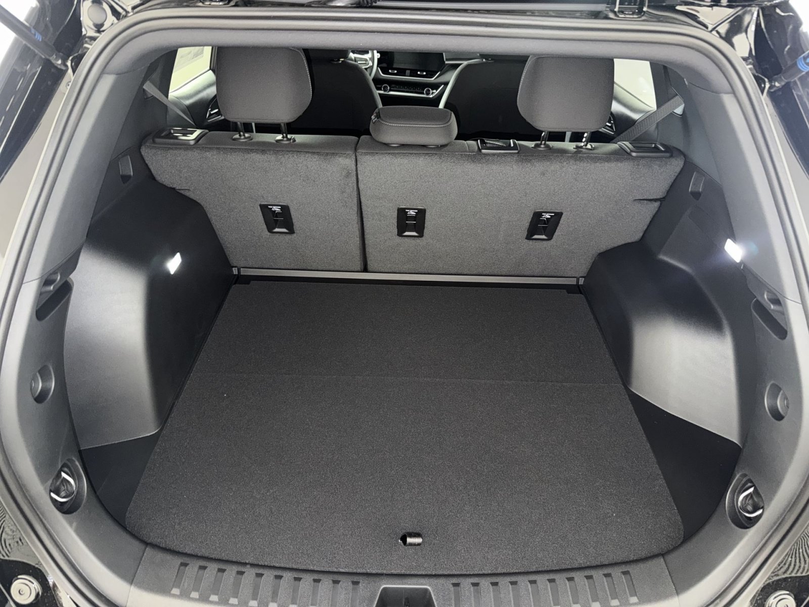New 2027 Chevrolet Equinox LT FWD image 25