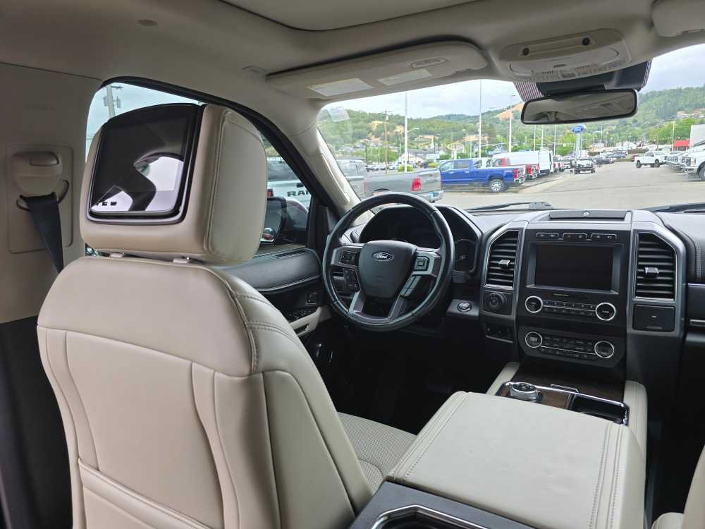 Used 2019 Ford Expedition Platinum AWD/4WD image 10