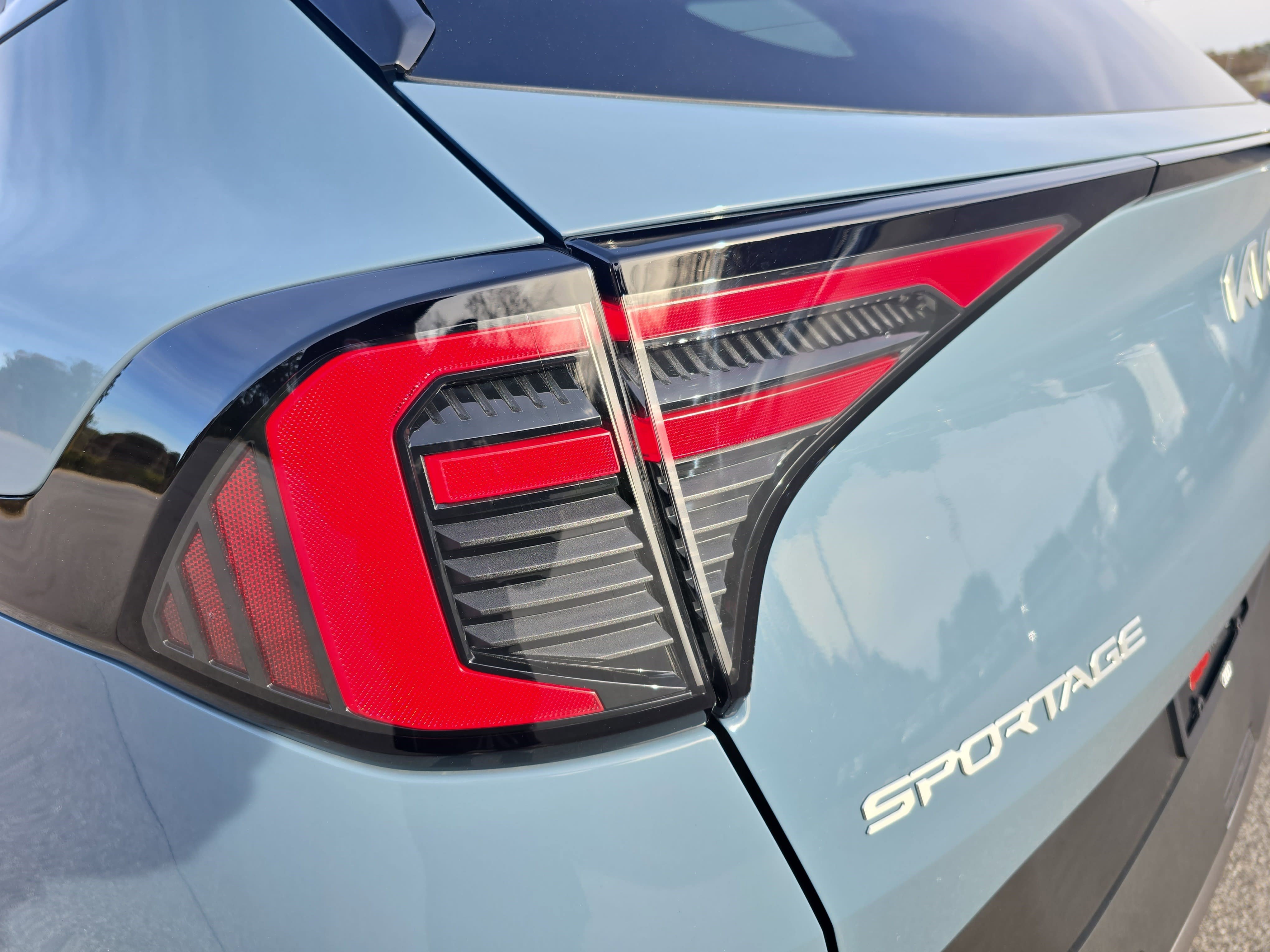 Used 2026 Kia Sportage EX w/ EX Panoramic Sunroof Package image 32