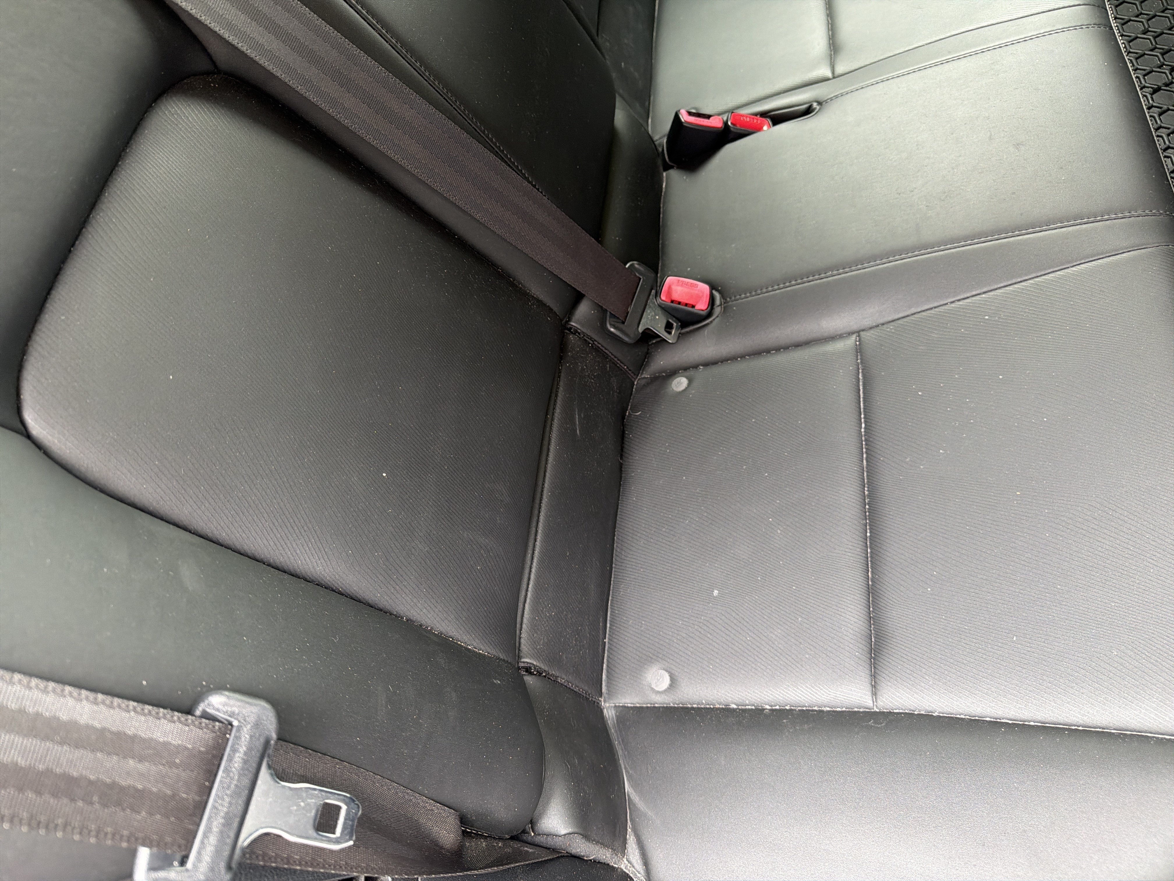 Used 2015 Lexus CT 200h w/ Navigation Package FWD image 34