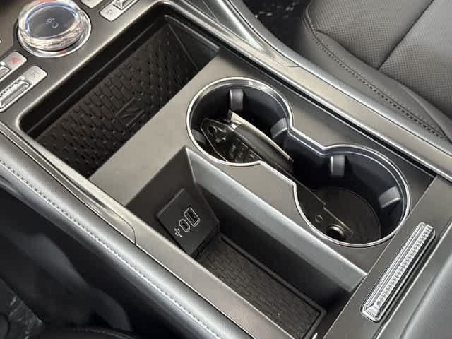 New 2026 Lincoln Nautilus Premier w/ Jet Appearance Package AWD/4WD image 10