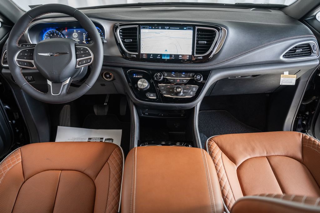 New 2026 Chrysler Pacifica Pinnacle image 19