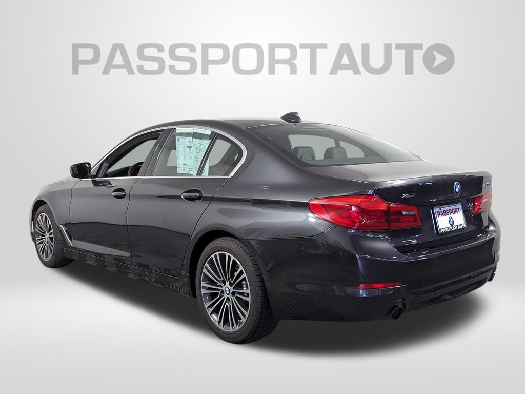 Used 2019 BMW 530i xDrive w/ Convenience Package AWD/4WD image 3