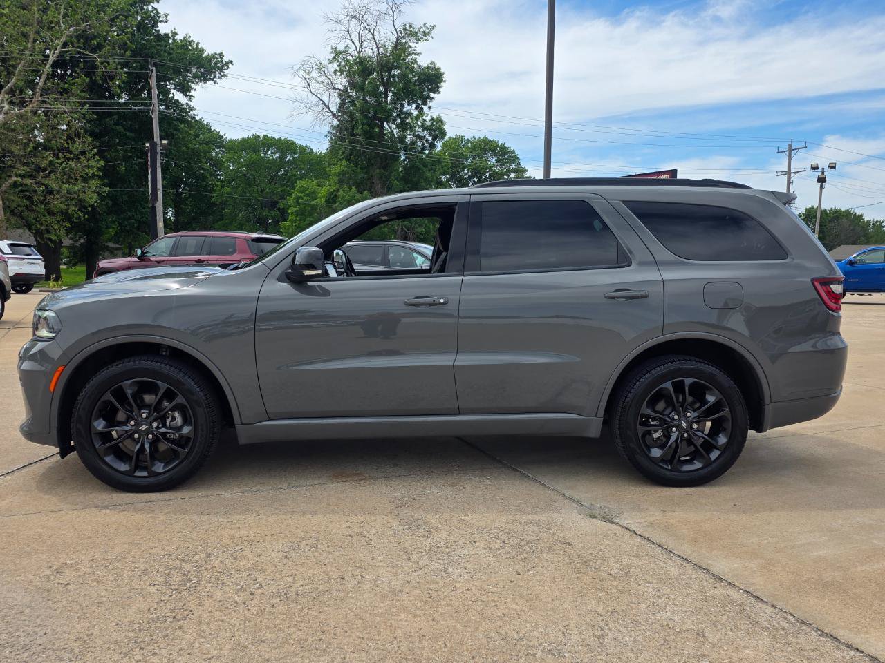 Used 2024 Dodge Durango GT AWD/4WD image 7