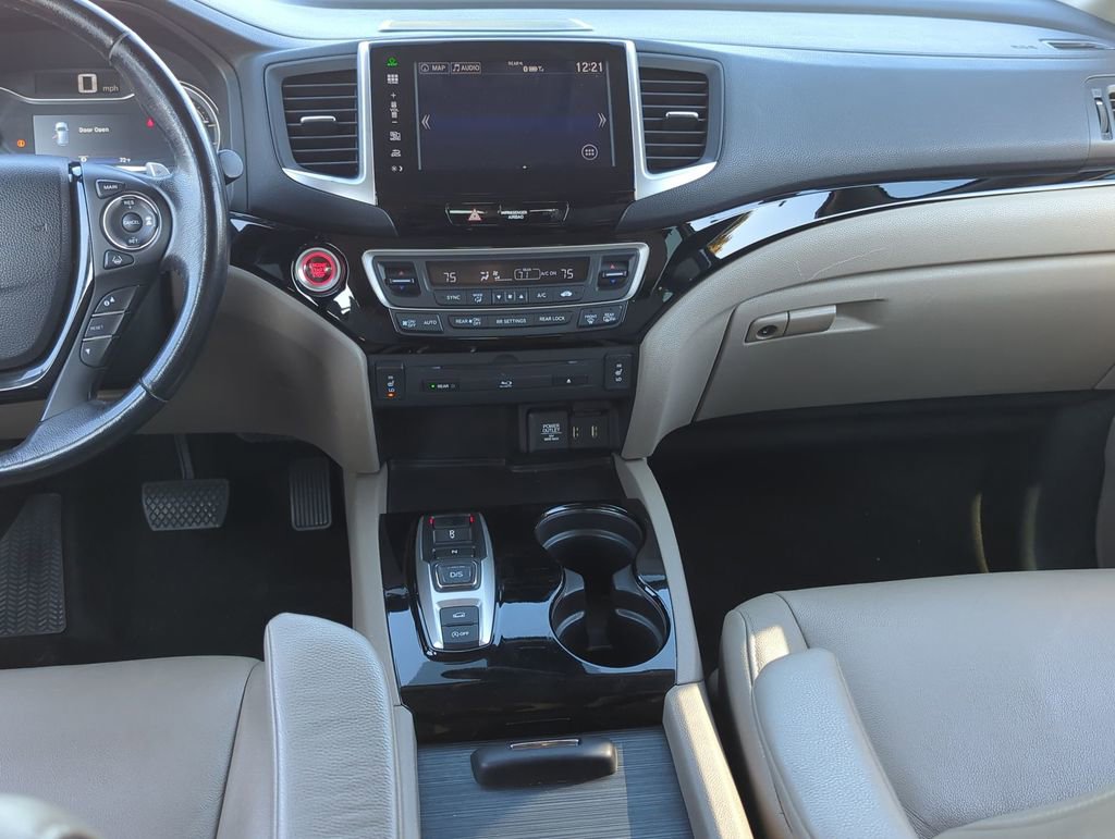 Used 2016 Honda Pilot Touring image 20