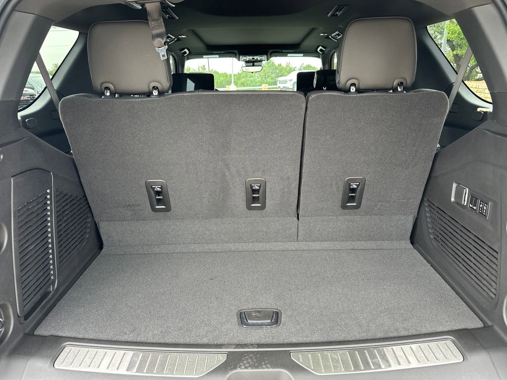 New 2026 GMC Yukon Denali w/ Denali Reserve Package RWD image 46