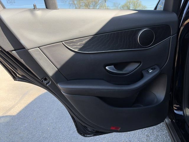 Used 2018 Mercedes-Benz GLC 300 image 12
