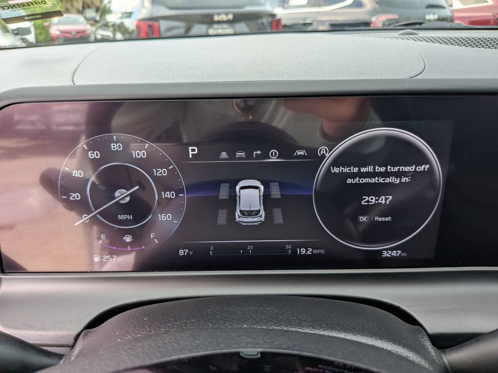 Certified 2025 Kia Seltos EX w/ EX Sunroof Package AWD/4WD image 35