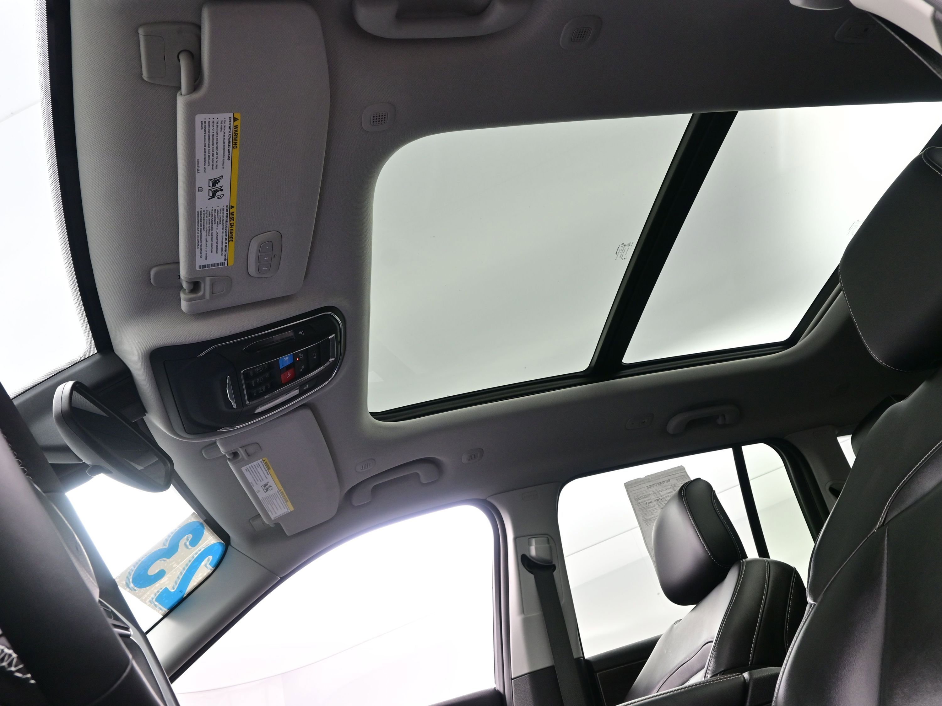 Used 2023 Jeep Grand Cherokee Limited image 18