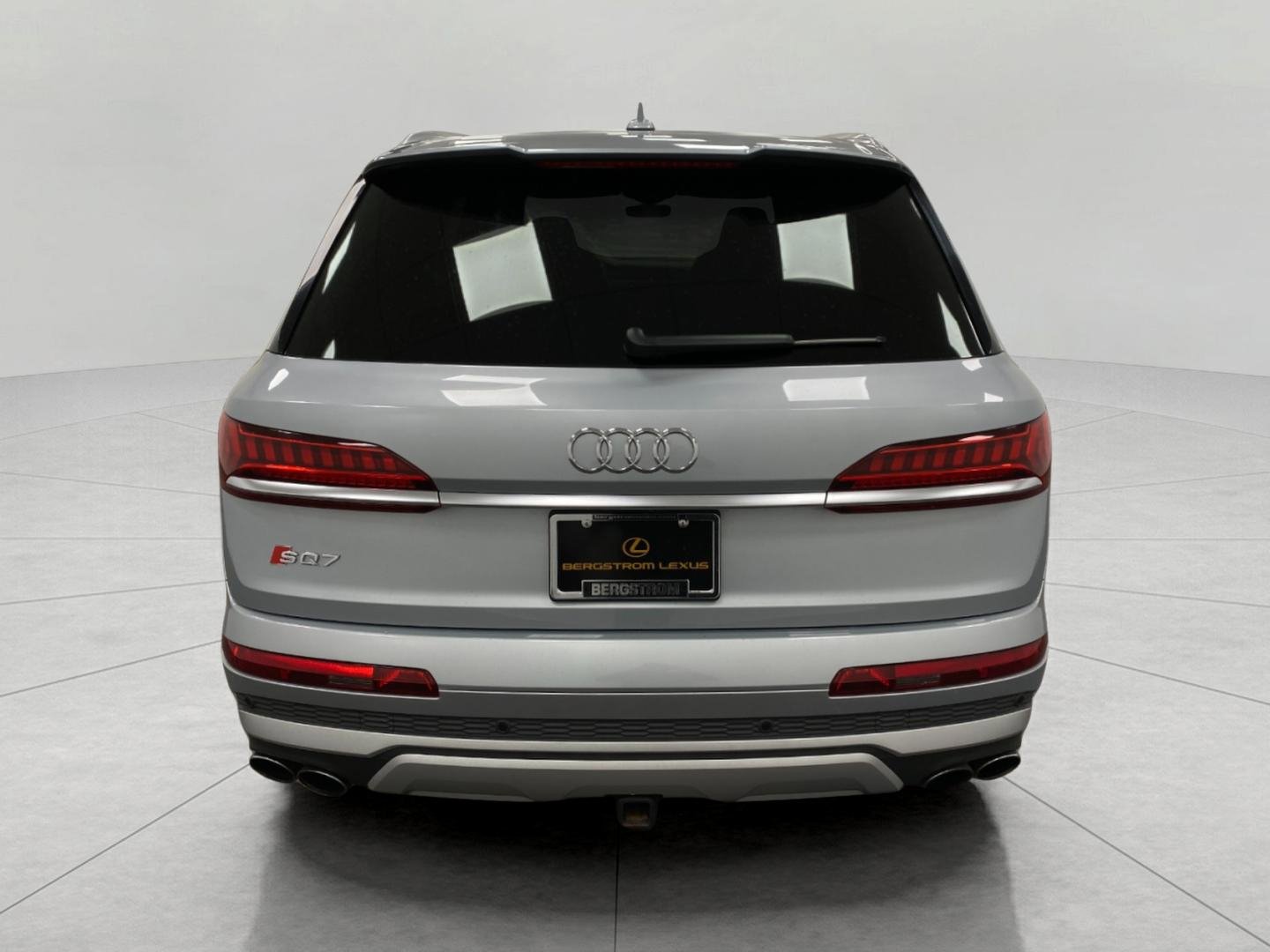 Used 2023 Audi SQ7 Prestige image 6
