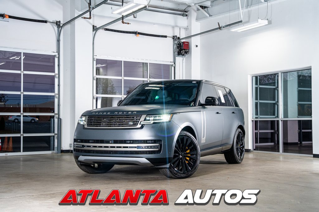 Used 2024 Land Rover Range Rover SE image 1