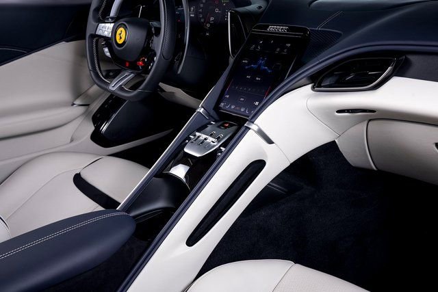 Certified 2025 Ferrari Roma Spider image 46