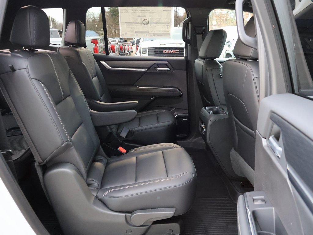 New 2026 GMC Acadia Elevation w/ Black Edition image 33