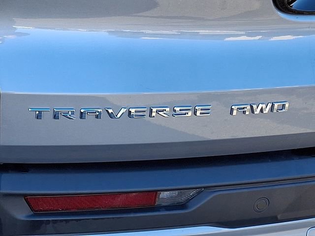 Certified 2025 Chevrolet Traverse LT image 30