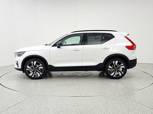 New 2026 Volvo XC40 B5 Plus w/ Protection Package Premier AWD/4WD image 8