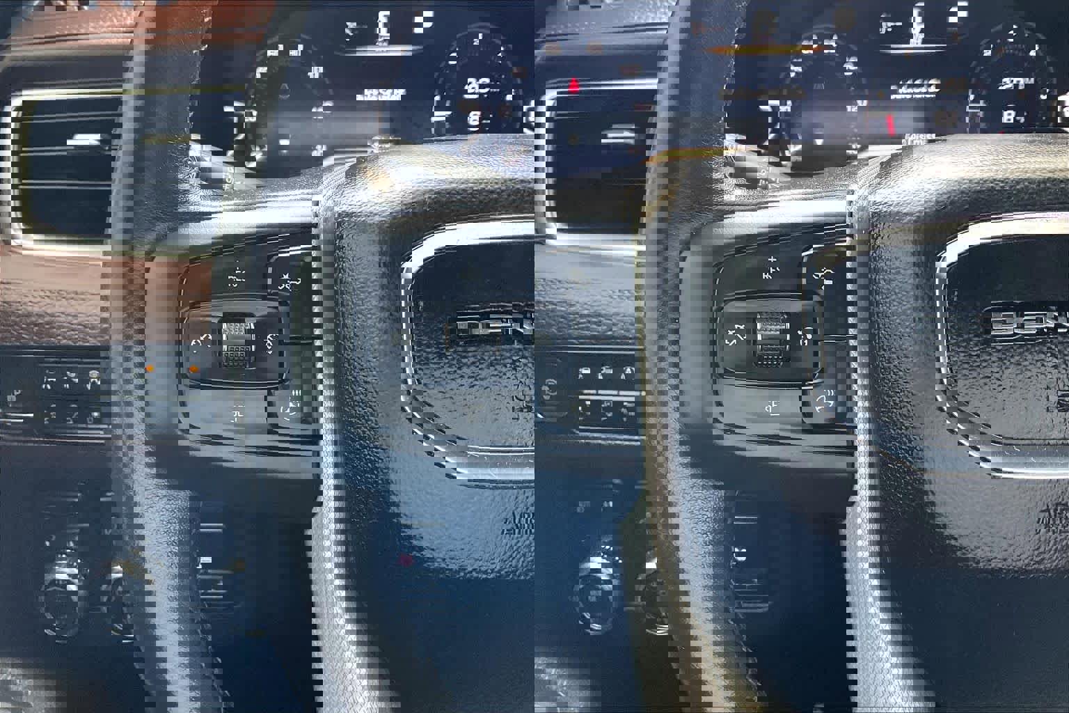 Used 2022 GMC Yukon Denali w/ Max Trailering Package image 23