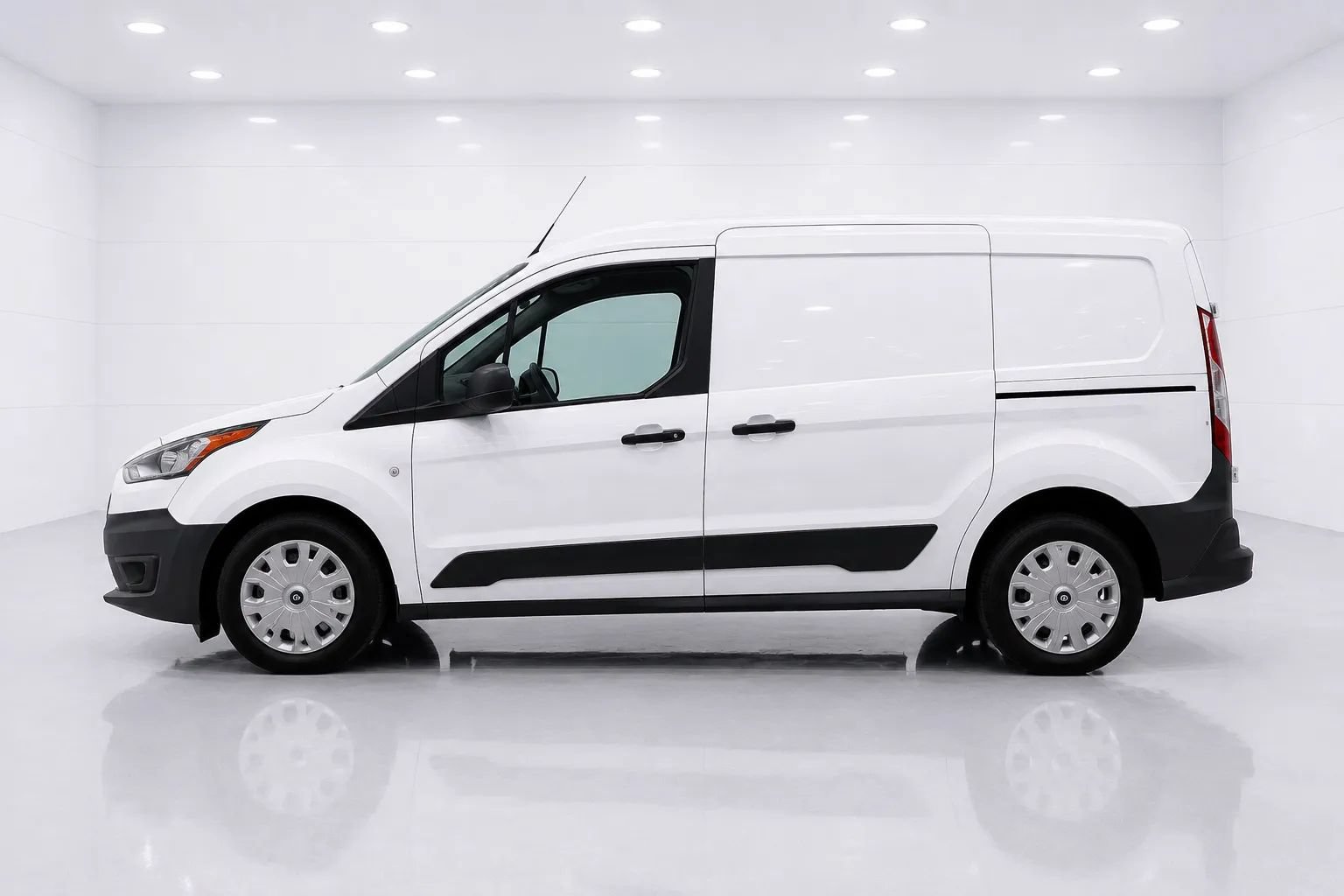 Used 2020 Ford Transit Connect XL FWD image 2