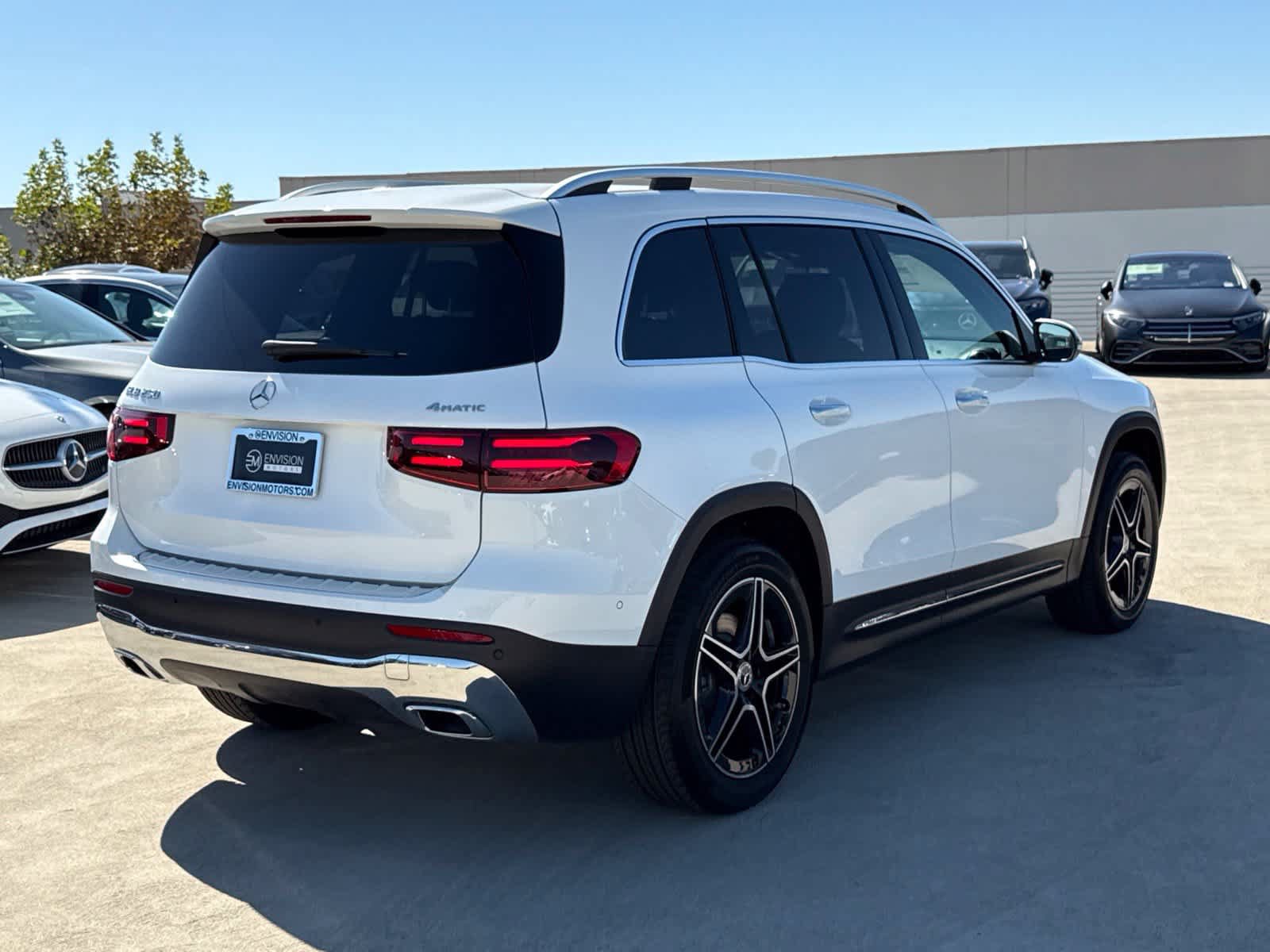 New 2026 Mercedes-Benz GLB 250 4MATIC image 10