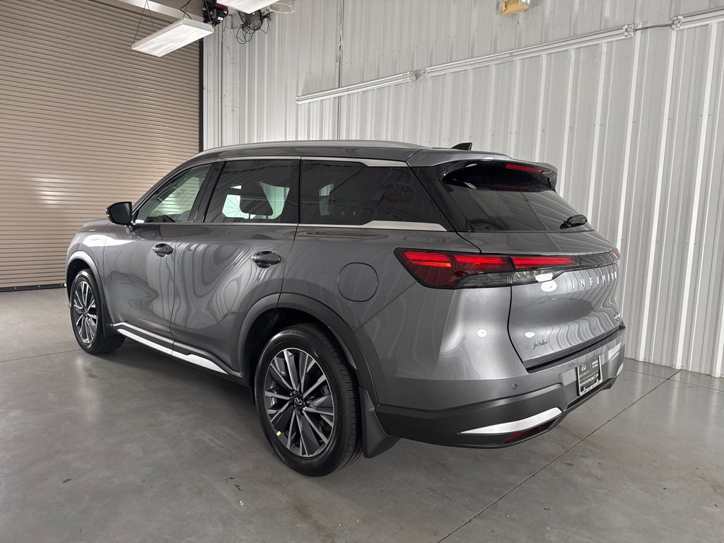 New 2026 INFINITI QX60 Luxe w/ Family Package image 28