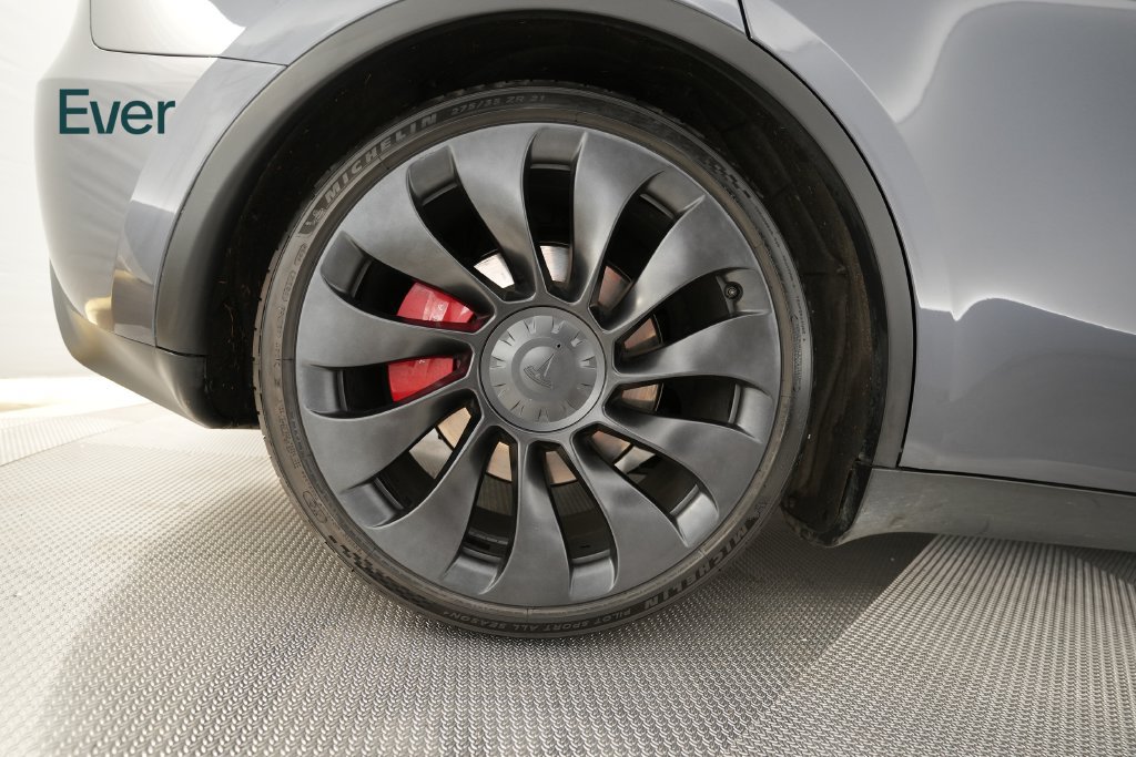 Used 2023 Tesla Model Y Performance AWD/4WD image 21