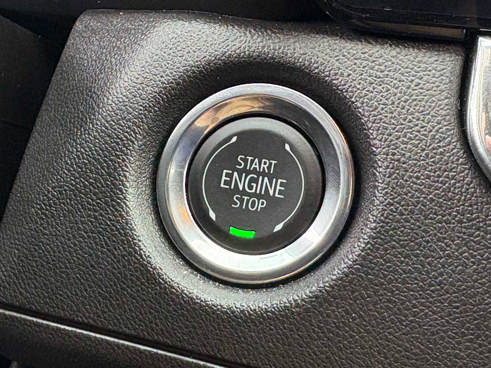 Used 2025 Chevrolet Colorado Trail Boss image 19