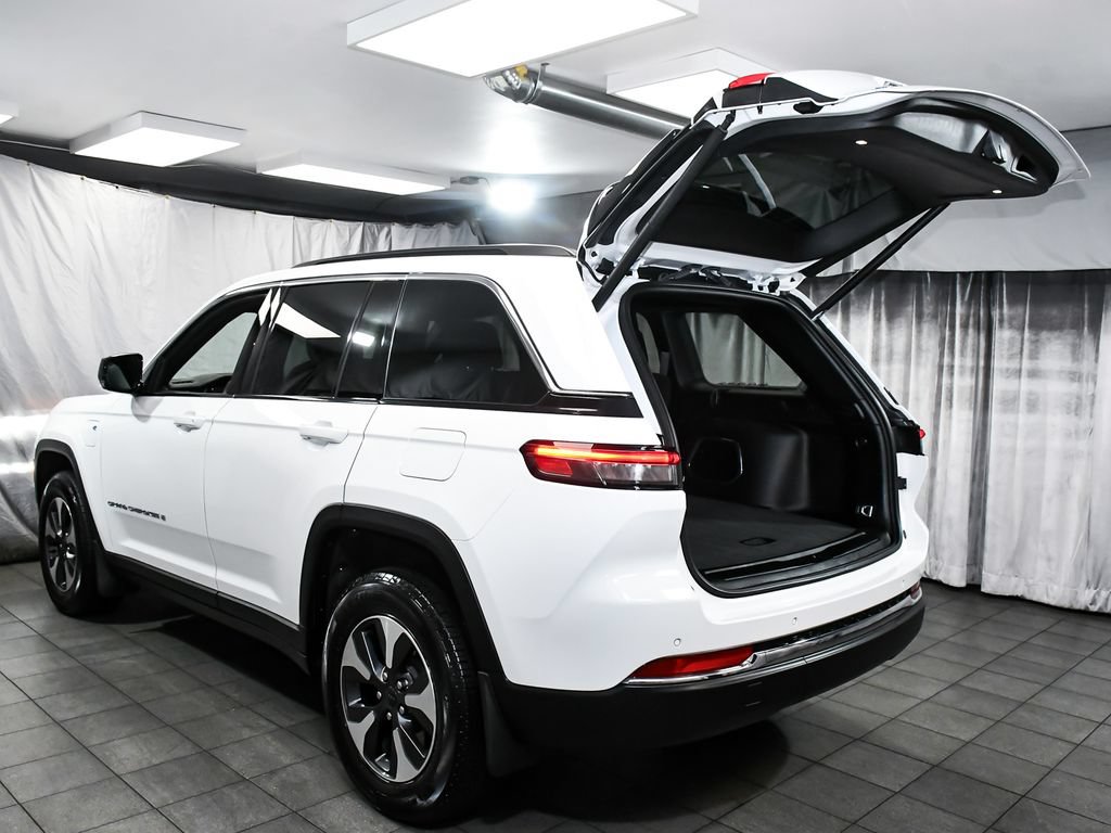 Used 2024 Jeep Grand Cherokee Limited 4xe w/ Trailer Tow Package AWD/4WD image 56