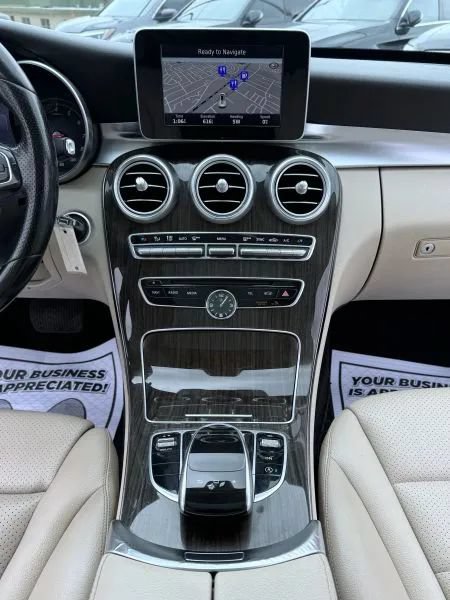 Used 2015 Mercedes-Benz C 300 4MATIC Sedan image 32
