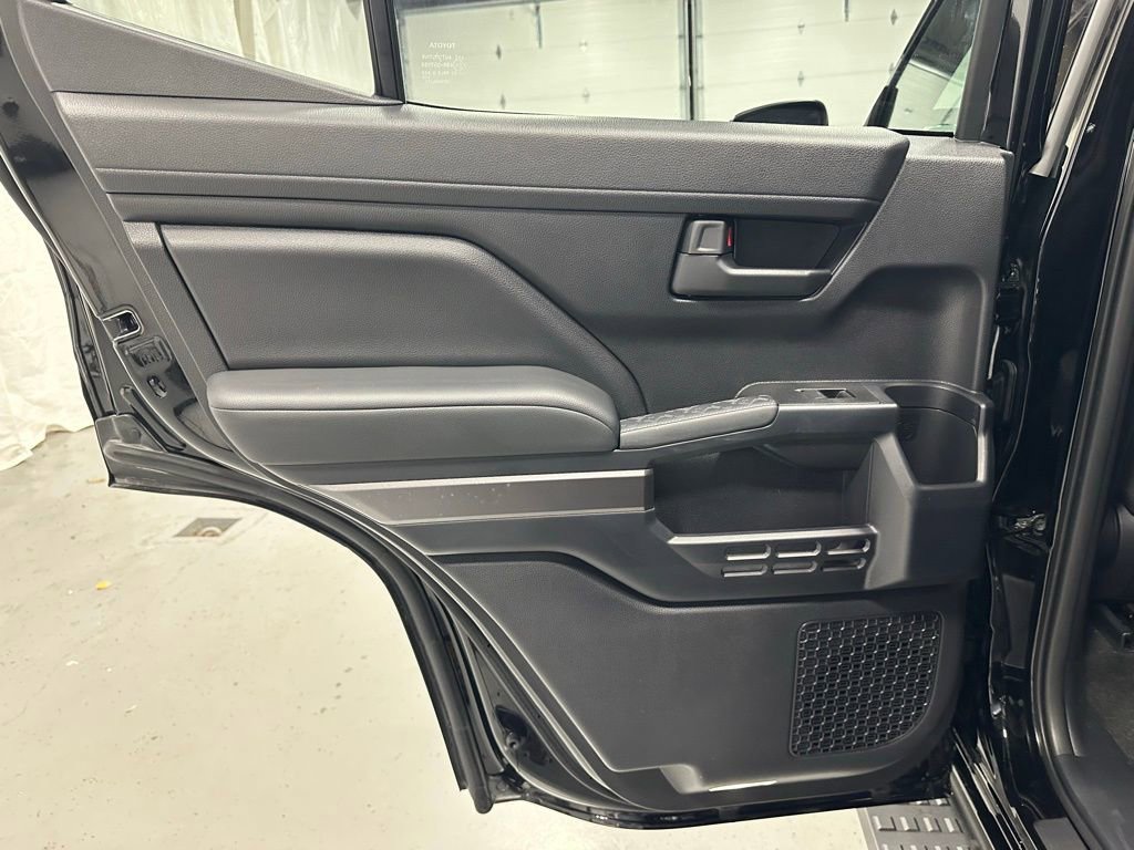 Used 2025 Toyota 4Runner TRD Off-Road Premium w/ Tow Technology Package image 42