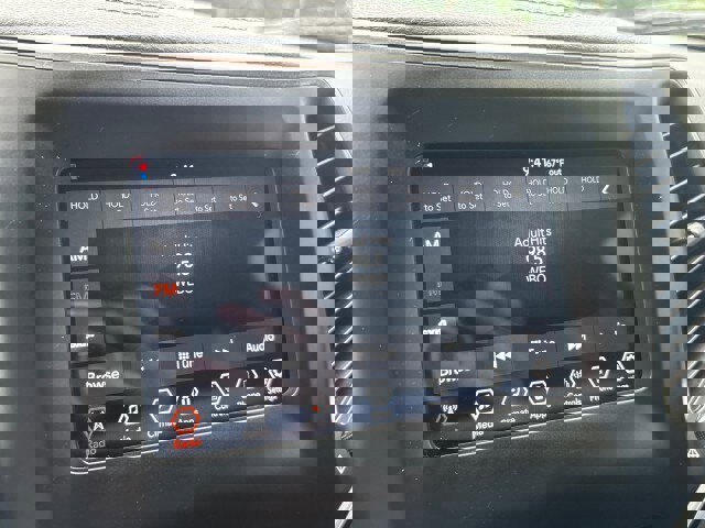 Used 2021 Jeep Cherokee Latitude Plus image 11