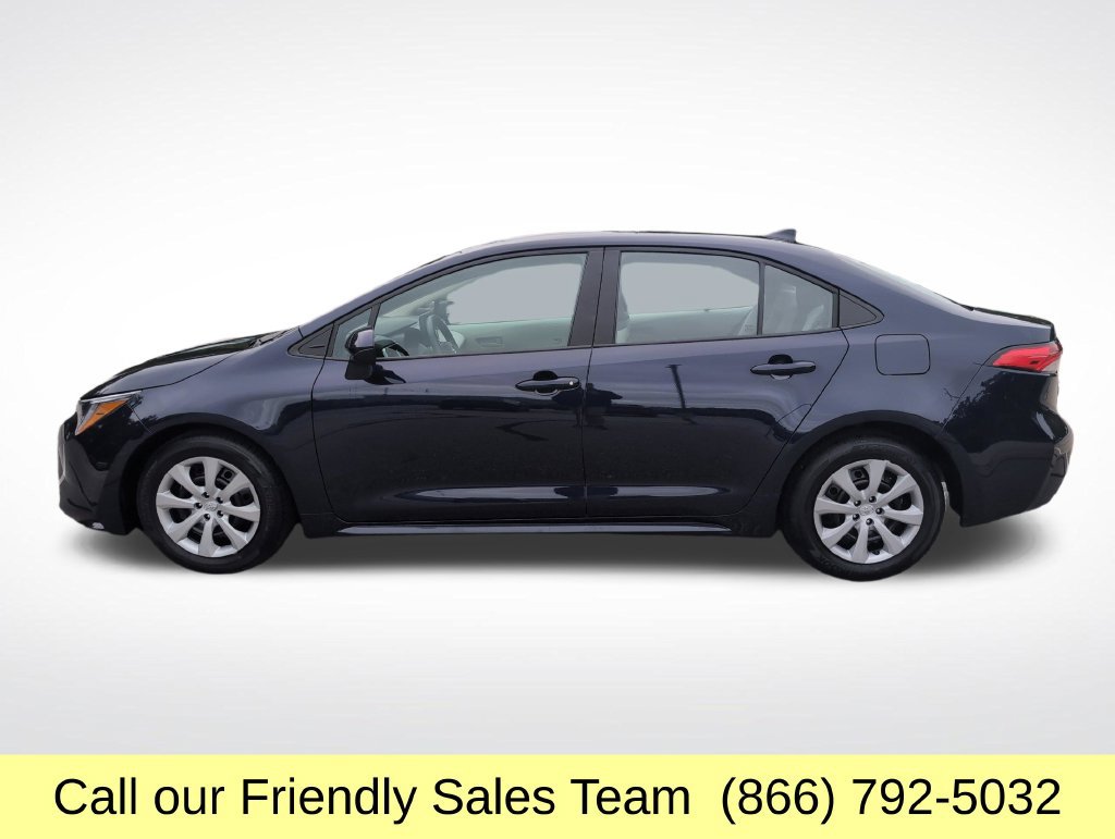 Certified 2025 Toyota Corolla LE FWD image 2