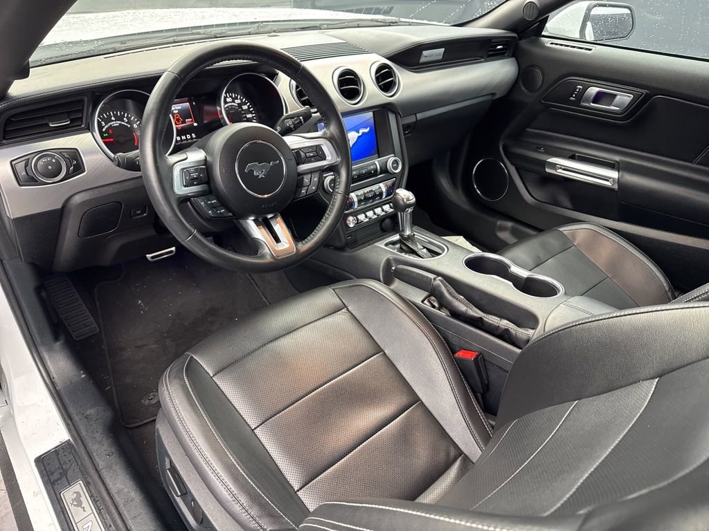 Used 2023 Ford Mustang Premium image 8