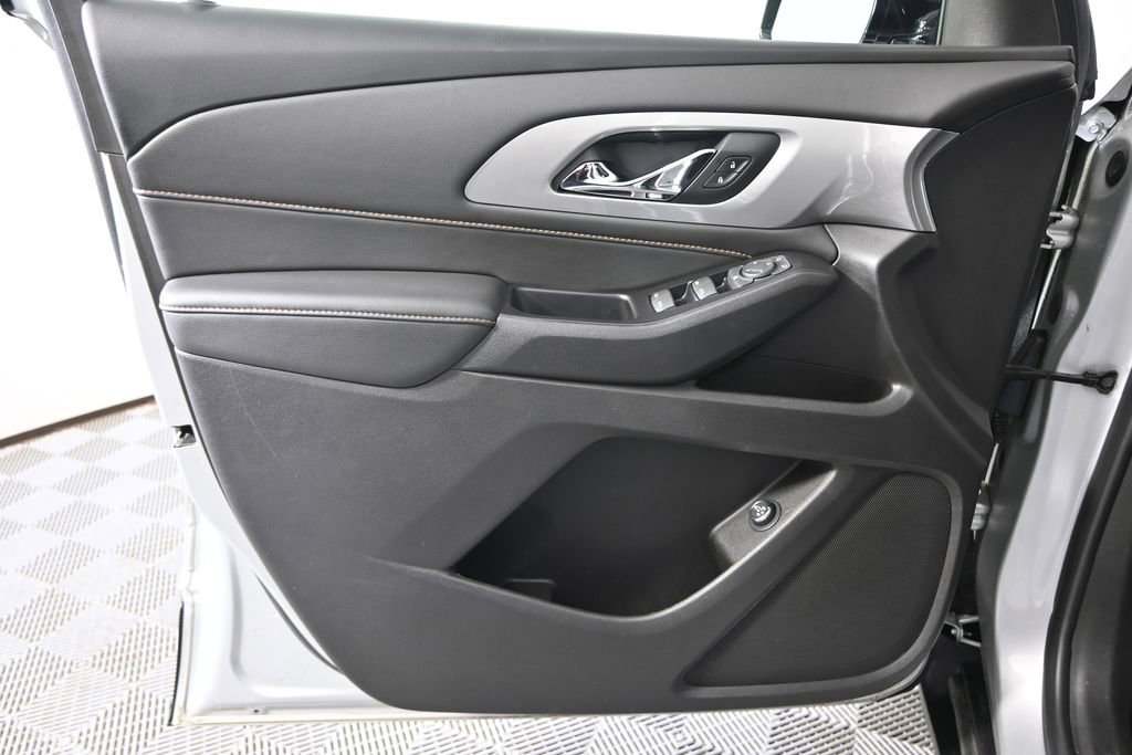 Used 2019 Chevrolet Traverse LT AWD/4WD image 19