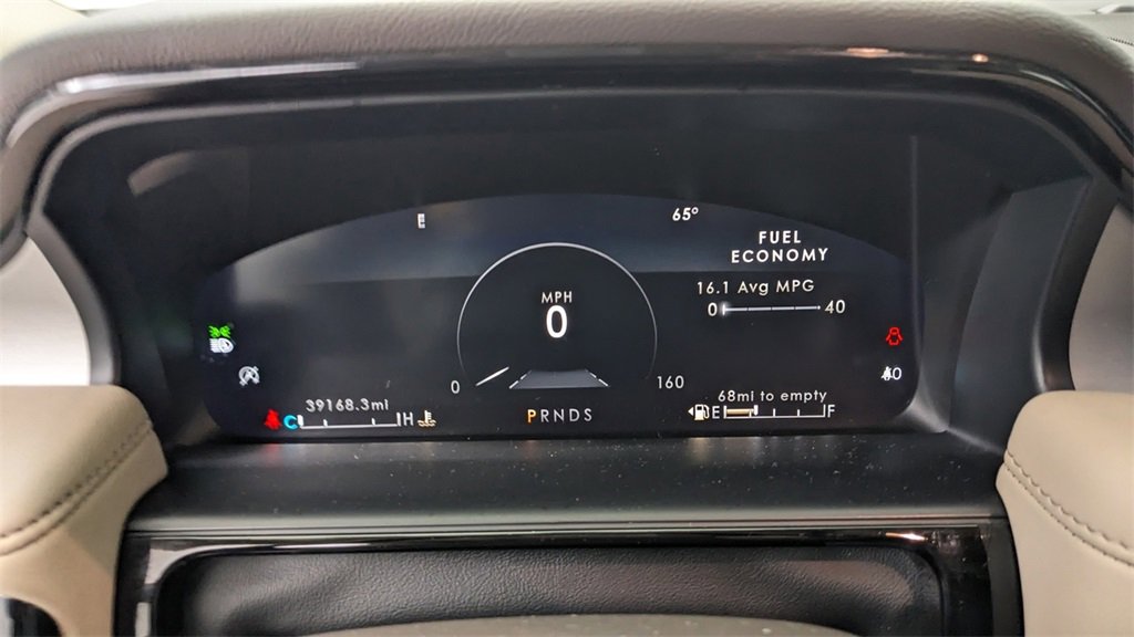 Used 2023 Lincoln Nautilus AWD w/ Premium Package image 22