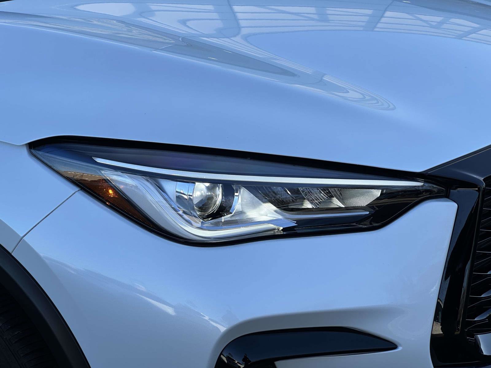 Used 2025 INFINITI QX50 Sport image 8