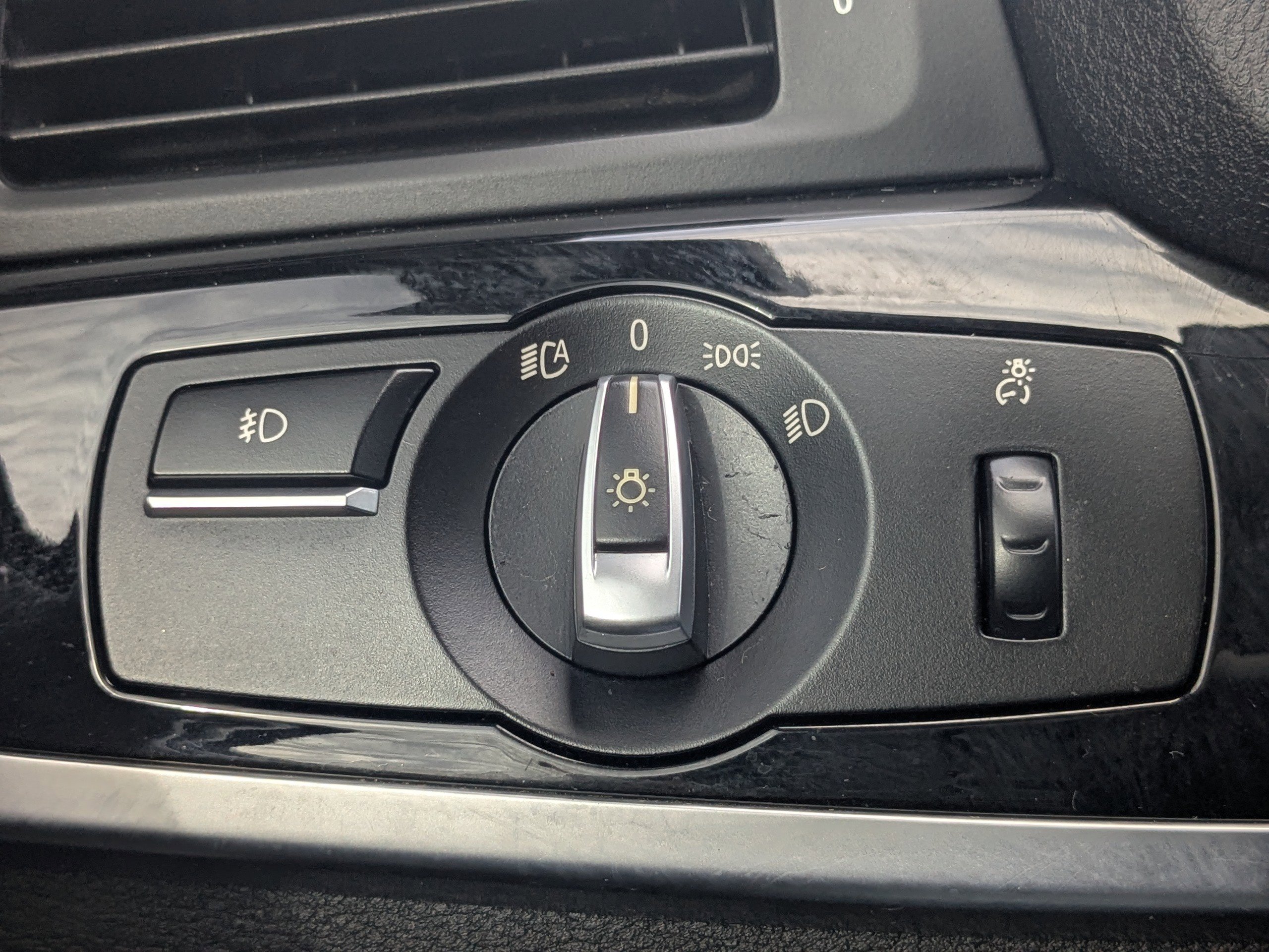 Used 2015 BMW X3 xDrive28i image 30