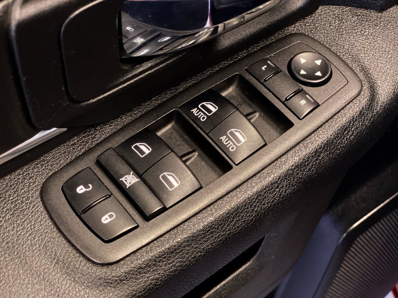 Used 2024 RAM 1500 Warlock RWD image 18