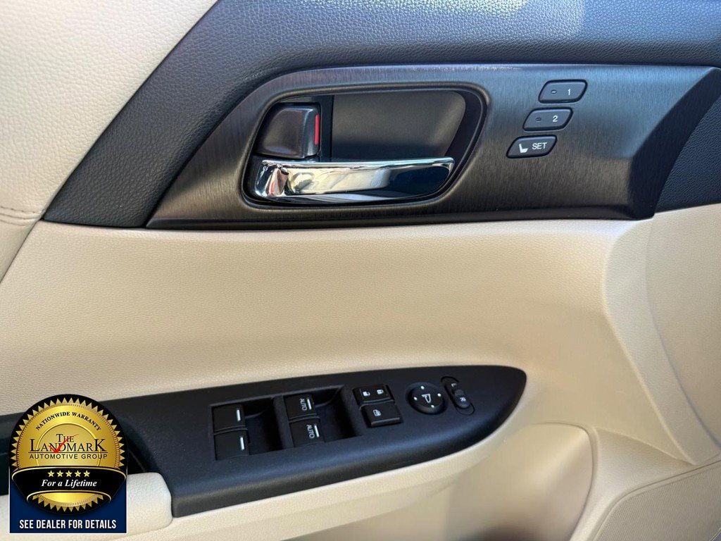 Used 2015 Honda Accord EX-L image 8