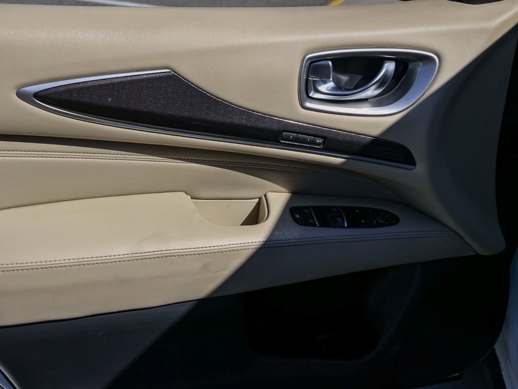 Used 2016 INFINITI QX60 AWD w/ Premium Plus Package image 24