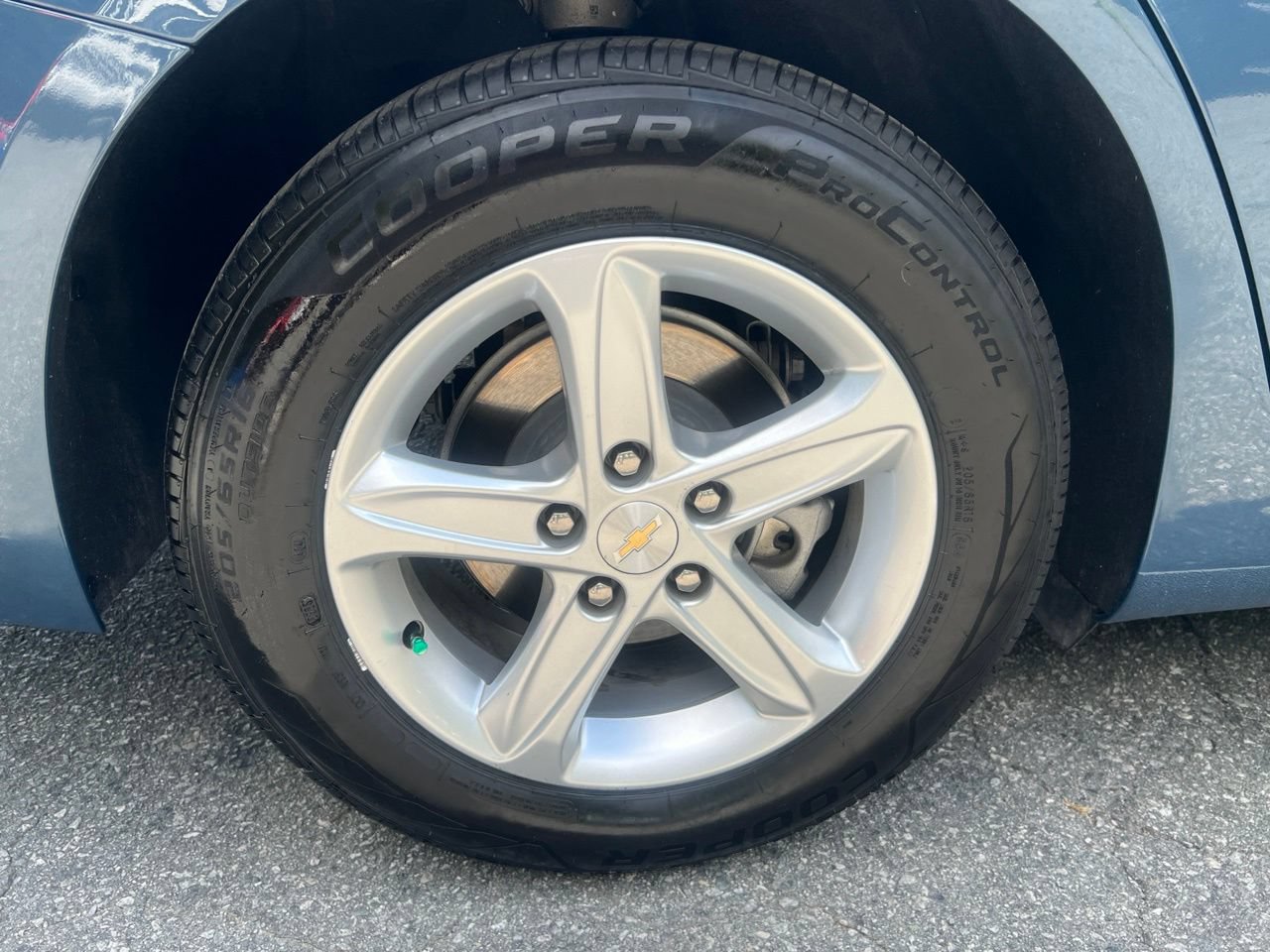 Used 2024 Chevrolet Malibu LS FWD image 12