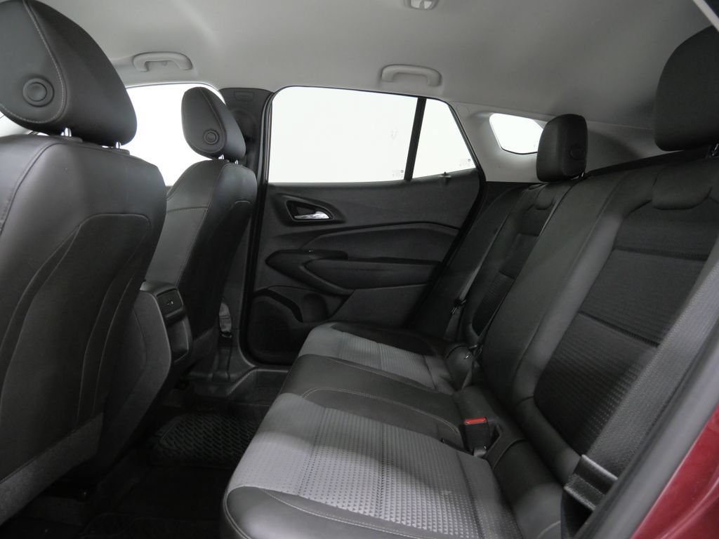 Used 2024 Chevrolet Trax LT w/ Driver Confidence Package FWD image 23