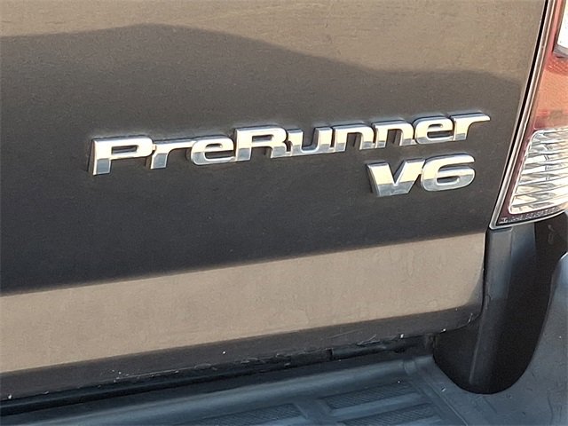 Used 2015 Toyota Tacoma PreRunner w/ TRD Sport Package image 31