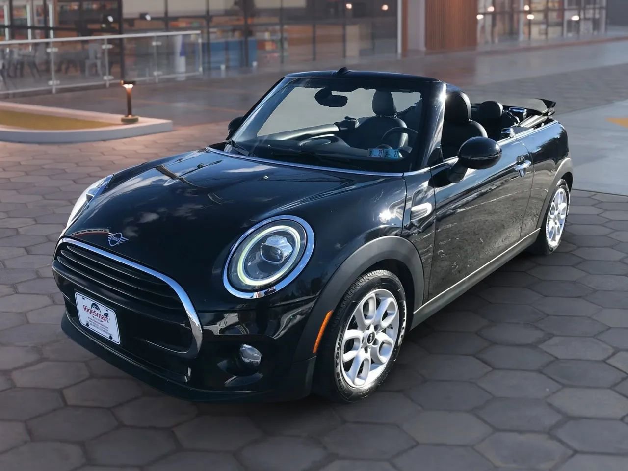 Used 2019 MINI Cooper Convertible image 6